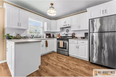 214 Furman Boulevard, Old Bridge Township, NJ 07735 - Photo 7