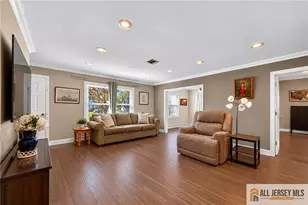 174 Portland Ln, Monroe Township, NJ 08831 - Photo 5