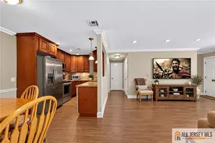 174 Portland Ln, Monroe Township, NJ 08831 - Photo 11