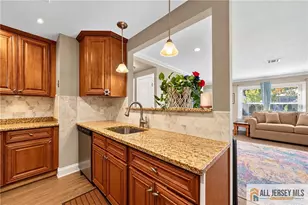 174 Portland Ln, Monroe Township, NJ 08831 - Photo 13