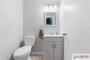 60 Hickory Ct, Jamesburg, NJ 08831 - Photo 17