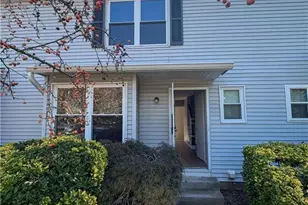 34 Deerfield Ln, Jamesburg, NJ 08831 - Photo 1