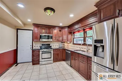 30 Bedford Road, South Brunswick Township, NJ 08824 - Photo 3