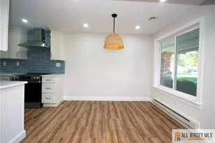 187 Newport Rd, Monroe Township, NJ 08831 - Photo 9