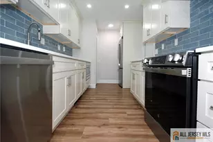 187 Newport Rd, Monroe Township, NJ 08831 - Photo 13