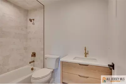 130 Garden Terrace, Edison, NJ 08817 - Photo 33