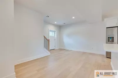130 Garden Terrace, Edison, NJ 08817 - Photo 9