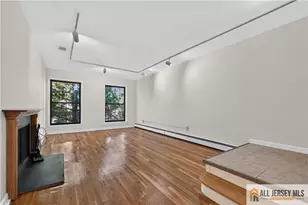 323 Gills Ln, Iselin, NJ 08830 - Photo 7