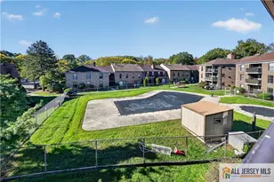 323 Gills Ln, Iselin, NJ 08830 - Photo 23