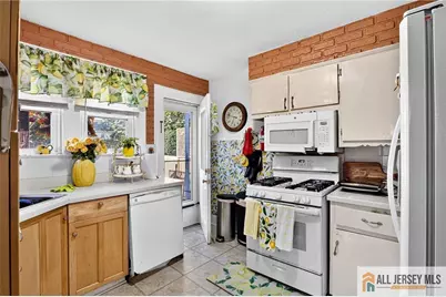 0-319-321 Runyon Avenue, Middlesex, NJ 08846 - Photo 13