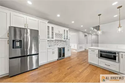 1 Montrose Avenue, Colonia, NJ 07067 - Photo 21