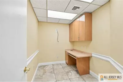 7 Brunswick Woods Drive #11, East Brunswick Township, NJ 08816 - Photo 9