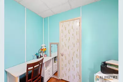 562 Jacques Street, Perth Amboy, NJ 08861 - Photo 15