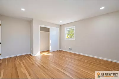 218 Summit Avenue, Fords, NJ 08863 - Photo 21