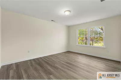 643 Drake Avenue, Middlesex, NJ 08846 - Photo 21