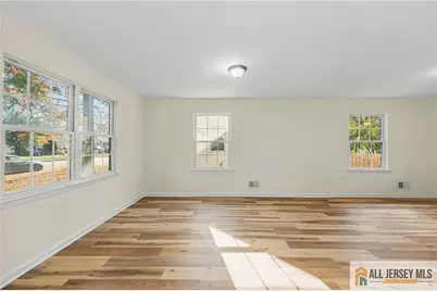 643 Drake Avenue, Middlesex, NJ 08846 - Photo 9