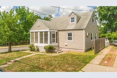 19 Seventh Street, New Brunswick, NJ 08901 - Photo 1