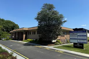 28 Throckmorton Ln, Old Bridge Township, NJ 08857 - Photo 1