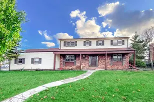 215-215 Monroe Ave, Edison, NJ 08820 - Photo 1