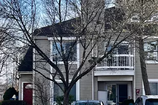 46 Chatham Square, Sayreville, NJ 08859 - Photo 1