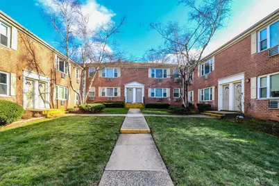 21 York Drive #5B, Edison, NJ 08817 - Photo 1