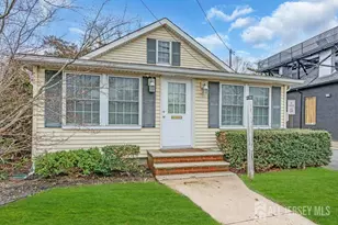 615 Newman Springs Rd, Middletown, NJ 07738 - Photo 1