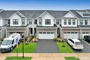 9 Clover Ln, Monroe Township, NJ 08831 - Photo 1