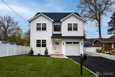 21 N Shore Boulevard, Helmetta, NJ 08828 - Photo 1