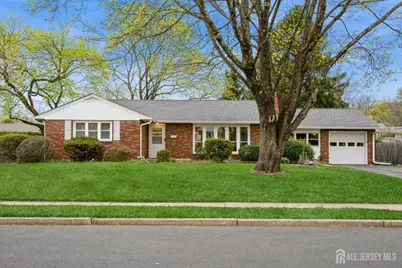 1117 Hazelwood Avenue, Middlesex, NJ 08846 - Photo 1