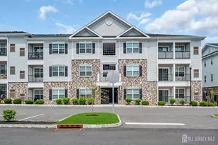 915 Vanderbergh Blvd, Monroe Township, NJ 08831 - Photo 1