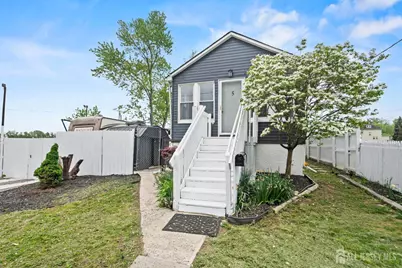 5 Wedgewood Ave Avenue, Woodbridge Township, NJ 07095 - Photo 1