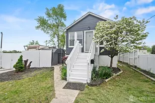 5 Wedgewood Ave Ave, Woodbridge Township, NJ 07095 - Photo 1