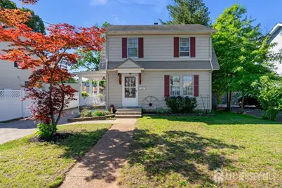 340 Runyon Avenue, Middlesex, NJ 08846 - Photo 1