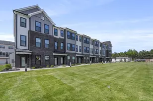 1404 Sadie Cir, New Brunswick, NJ 08901 - Photo 1