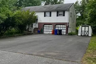 1436 Thomas Ave, North Brunswick Township, NJ 08902 - Photo 1