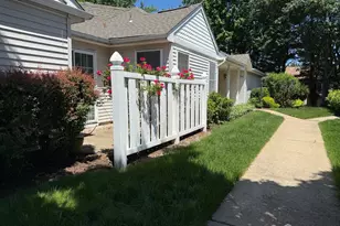 306 Kinglet Dr, Monroe Township, NJ 08831 - Photo 1