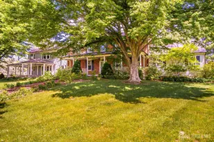 7 Finch Ct, West Windsor Township, NJ 08550 - Photo 1