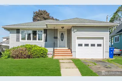 15 Oakwood Place, North Brunswick Township, NJ 08902 - Photo 1