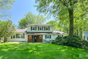 25 Sherwood Rd, Edison, NJ 08820 - Photo 1