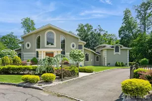 27 Mare Haven Ct, North Brunswick Township, NJ 08902 - Photo 1