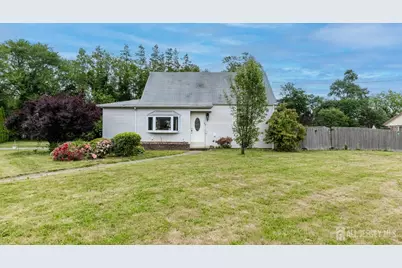 8 Dale Road, East Brunswick Township, NJ 08816 - Photo 1