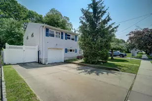 88 Albert Dr, Sayreville, NJ 08859 - Photo 1