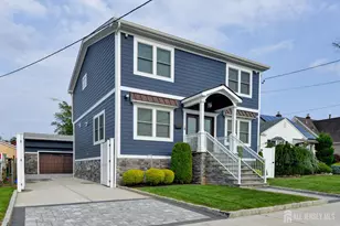 70 Post Blvd, Carteret, NJ 07008 - Photo 1