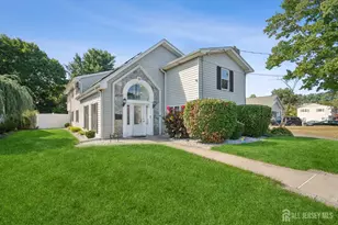 51 Greenbrook Rd, Middlesex, NJ 08846 - Photo 1