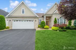 4 Long Cove Dr, Monroe Township, NJ 08831 - Photo 1