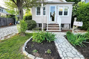 11 Melbourne St, Edison, NJ 08817 - Photo 1