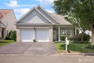 4 Holly Manor Ct, Helmetta, NJ 08828 - Photo 1