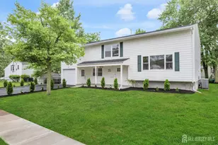 35 Lydia Ln, Edison, NJ 08817 - Photo 1