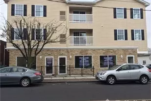 95 Main 2E St, Sayreville, NJ 08872 - Photo 1