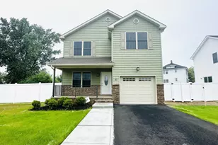 57 Wooley St, Aberdeen Township, NJ 07747 - Photo 1